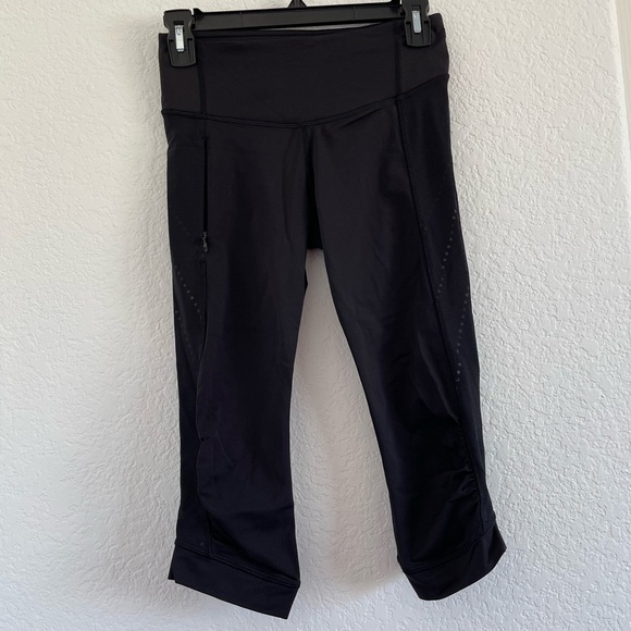 Lululemon crop legging - Picture 1 of 4